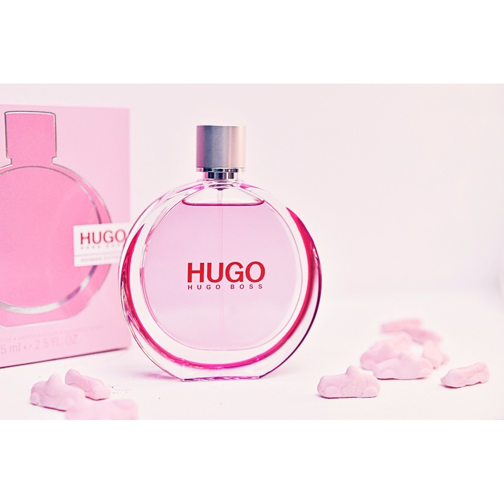 Хьюго босс розовые. Boss Hugo woman 50ml EDP красный. Hugo Boss woman розовые extreme. Хьюго босс Вумен экстрим. Hugo woman Eau de Parfum.